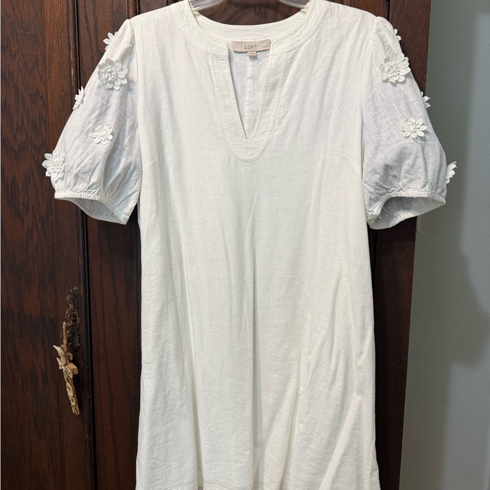 LOFT Cream Floral Embroidered Blouse
